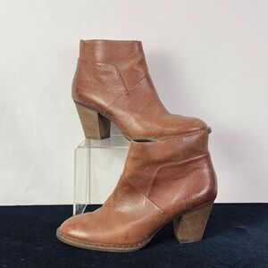 Paul Green Tan Wood Heel Boooties